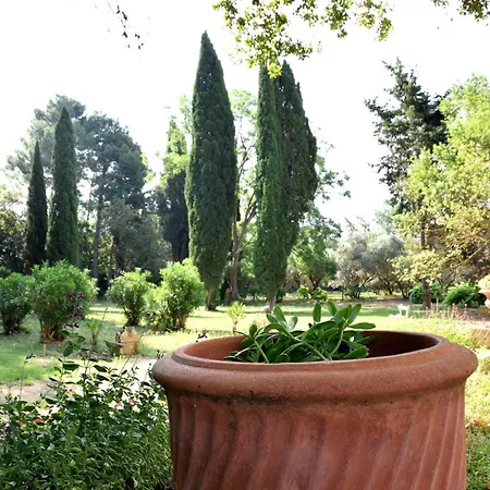 펜션 Les Charmes *