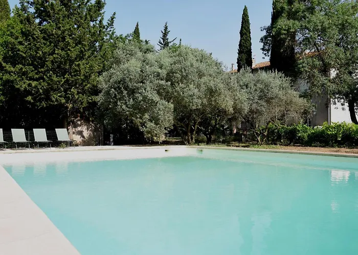 Les Charmes * Ναρμπόν